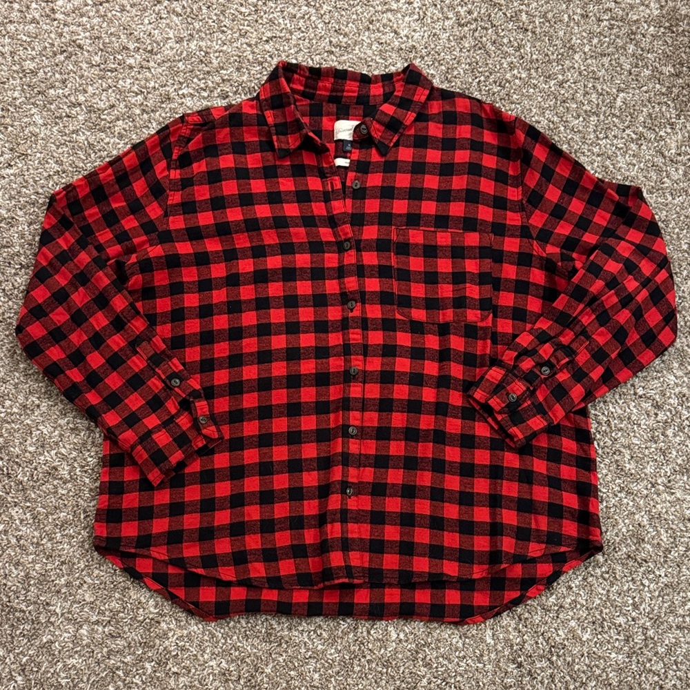 Universal Thread Red and Black Checkered Women’s Flannel Shirt XL